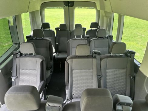Used 2024 Ford Transit 350 XLT RWD image 8