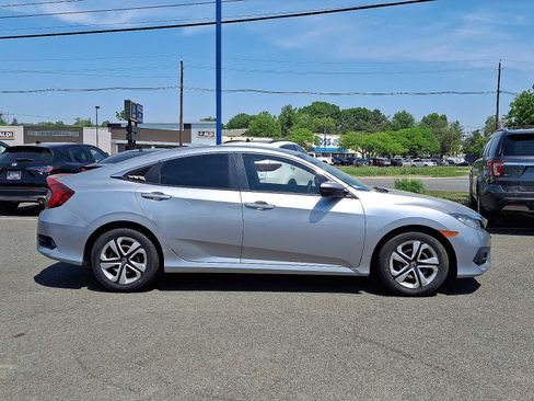 Used 2017 Honda Civic LX image 8
