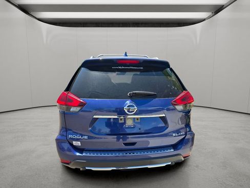 Used 2018 Nissan Rogue SL w/ Premium Package AWD/4WD image 8