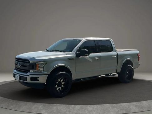 Used 2018 Ford F150 XLT w/ Equipment Group 302A Luxury AWD/4WD image 1