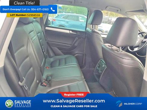 Used 2014 Volkswagen Touareg Sport AWD/4WD image 15