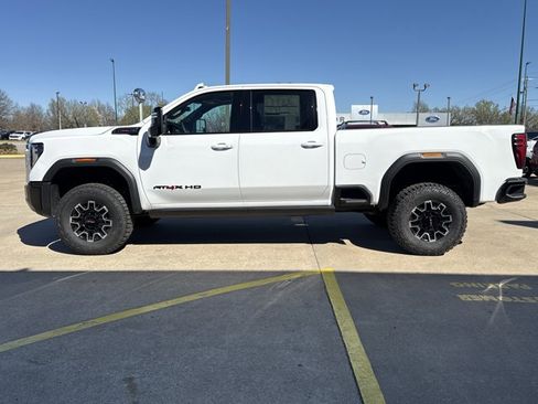 New 2026 GMC Sierra 2500 AT4X w/ LPO, Black Badging Package image 13