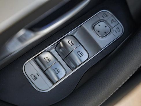 New 2026 Mercedes-Benz GLE 350 4MATIC image 40