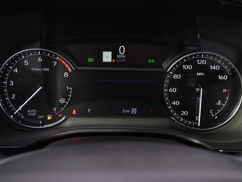 New 2025 Cadillac XT6 Sport image 25