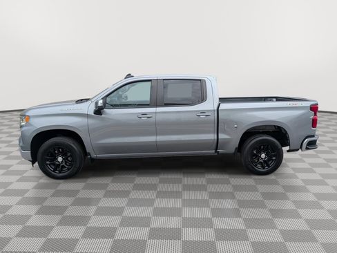 Used 2023 Chevrolet Silverado 1500 LT AWD/4WD image 2