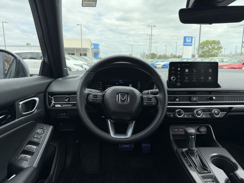 Used 2025 Honda Civic Sport Touring image 22