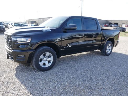 New 2026 RAM 1500 Big Horn AWD/4WD image 9
