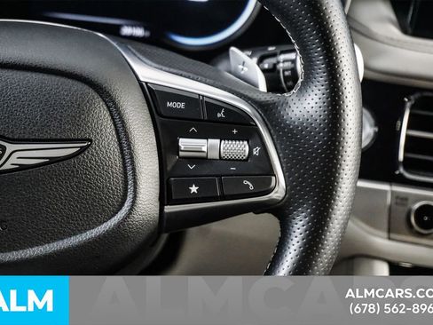 Used 2025 Genesis G70 2.5T RWD image 25