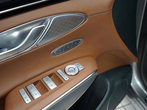 Used 2022 Genesis GV70 2.5T w/ Advanced Package image 26