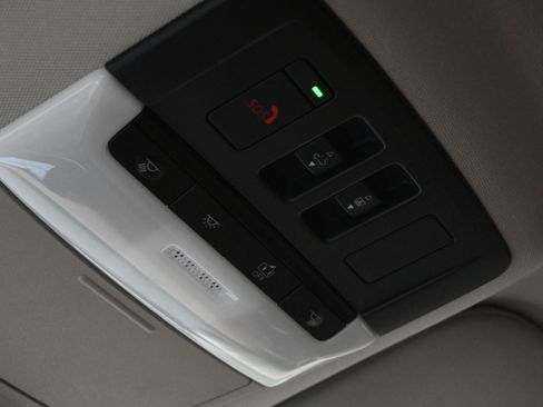 Used 2025 Nissan Pathfinder Platinum w/ Cargo Package AWD/4WD image 29