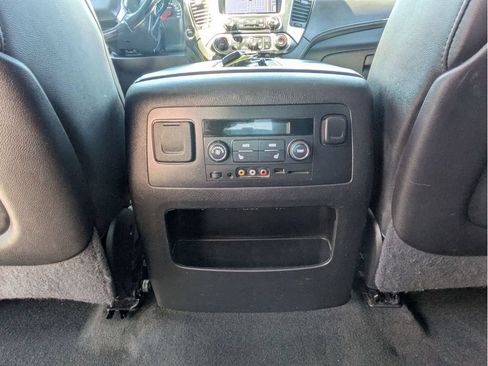 Used 2016 Chevrolet Suburban LTZ AWD/4WD image 21