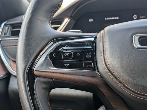 Used 2024 Jeep Grand Cherokee Summit AWD/4WD image 26