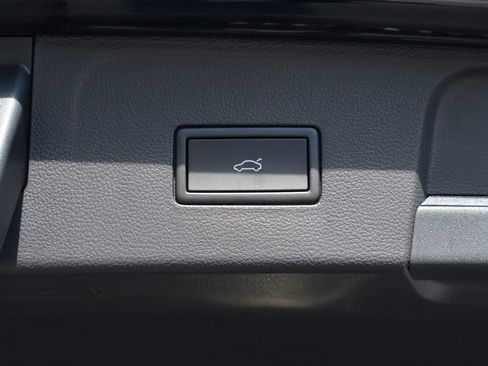 New 2026 Volkswagen Atlas SE AWD/4WD image 16