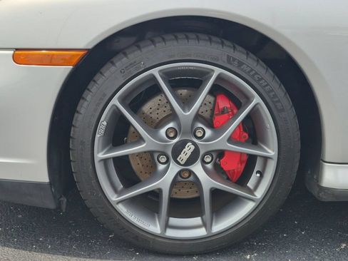 Used 2004 Porsche 911 Carrera RWD image 10
