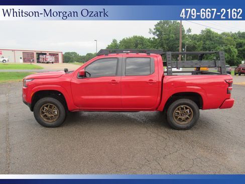 Used 2024 Nissan Frontier SV w/ SV Convenience Package AWD/4WD image 8