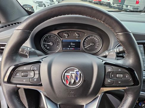 Used 2024 Buick Enclave Essence image 20