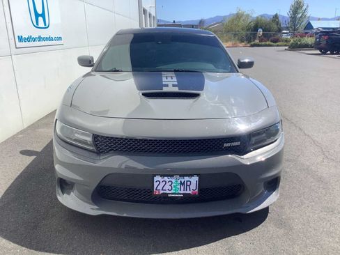 Used 2017 Dodge Charger R/T RWD image 6