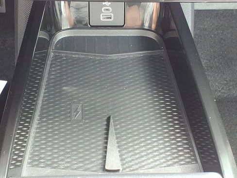 Used 2025 Ford Mustang Mach-E Premium RWD image 17
