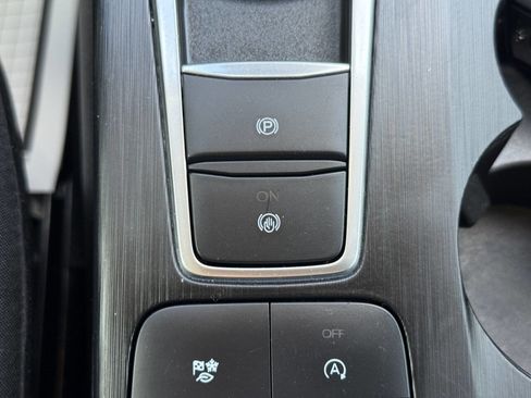 Used 2024 Ford Escape Active image 20