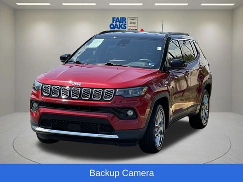 Certified 2025 Jeep Compass Limited AWD/4WD image 3