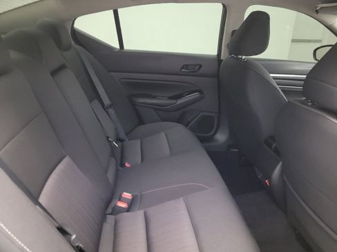 Used 2023 Nissan Altima 2.5 SV w/ SV Premium Package FWD image 19