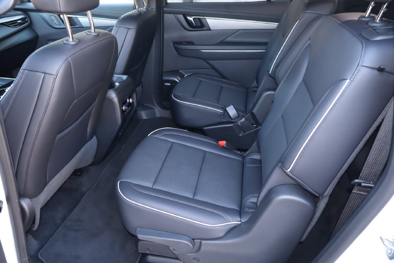 Used 2026 Buick Enclave Preferred FWD image 5