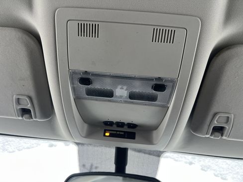 Used 2010 Chevrolet Silverado 1500 LT w/ Power Pack Plus image 18