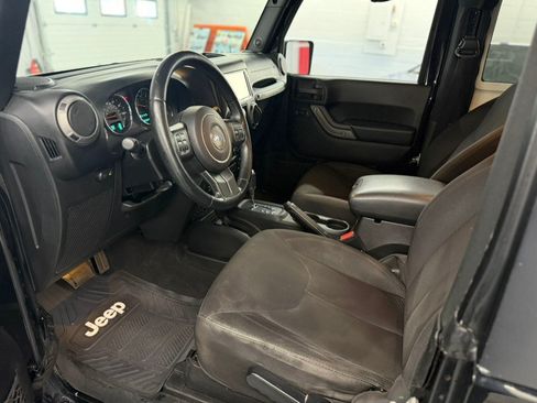 Used 2015 Jeep Wrangler Sport w/ Quick Order Package 24S AWD/4WD image 16