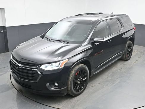 Used 2019 Chevrolet Traverse Premier w/ Redline Edition FWD image 39