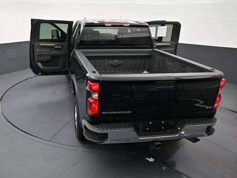 Used 2024 Chevrolet Silverado 2500 LT AWD/4WD image 25