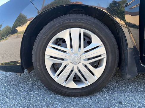 Used 2019 Honda Fit LX image 31