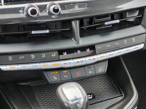 Used 2023 Cadillac CT4 Luxury w/ Sun And Sound Package image 24