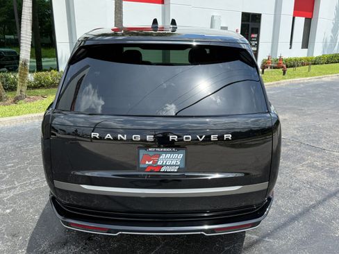 Used 2025 Land Rover Range Rover Long Wheelbase SE AWD/4WD image 23
