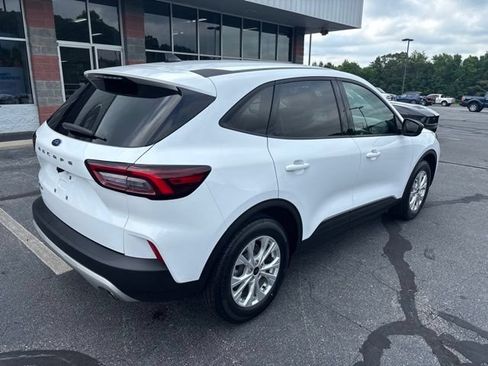 Used 2025 Ford Escape Active FWD image 4