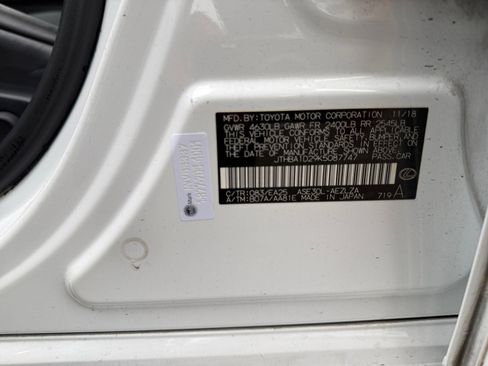 Used 2019 Lexus IS 300 image 25