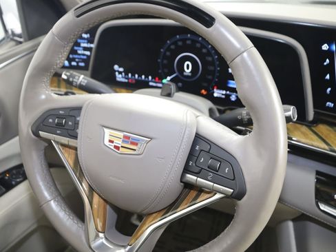 Used 2021 Cadillac Escalade ESV Sport Platinum AWD/4WD image 46