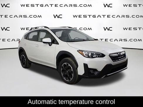 Used 2021 Subaru Crosstrek 2.0i Premium image 2