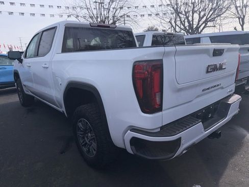 Used 2025 GMC Sierra 1500 AT4 image 2