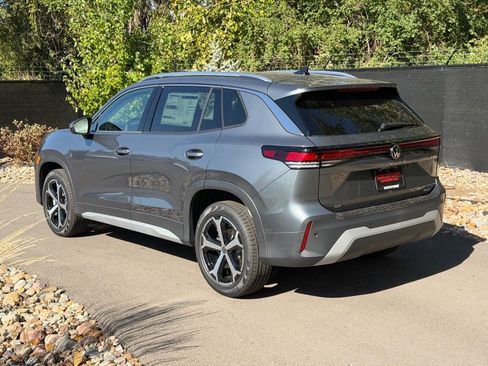 New 2026 Volkswagen Tiguan SE image 3