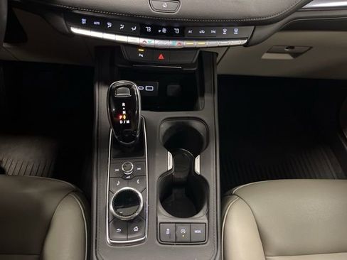 Certified 2023 Cadillac XT4 Luxury image 36
