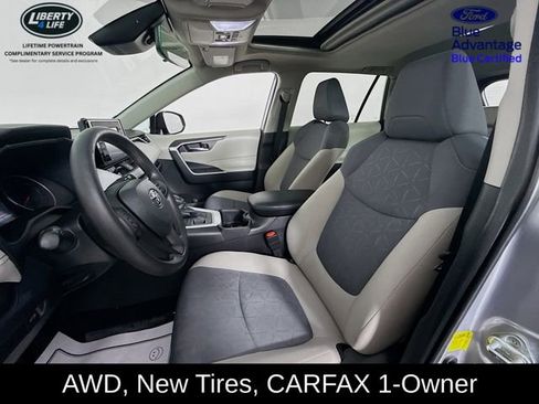 Used 2022 Toyota RAV4 XLE image 19