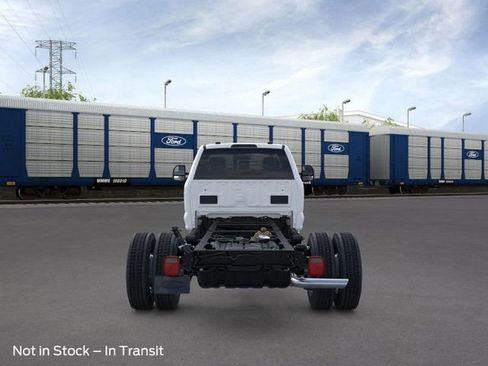 New 2026 Ford F550 4x4 Regular Cab Super Duty image 5