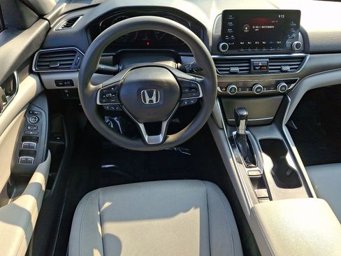 Used 2020 Honda Accord LX image 11