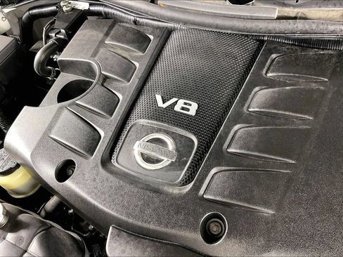 Used 2023 Nissan Armada SL w/ Captain's Chairs Package AWD/4WD image 43