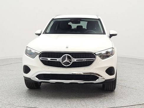 Used 2023 Mercedes-Benz GLC 300 image 2