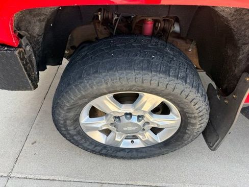 Used 2017 Chevrolet Silverado 2500 LT w/ LT Convenience Package AWD/4WD image 12