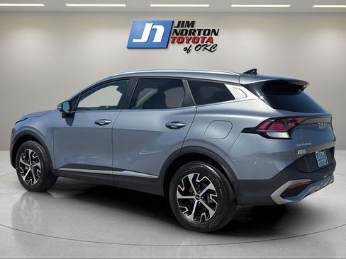 Used 2023 Kia Sportage EX AWD/4WD image 7