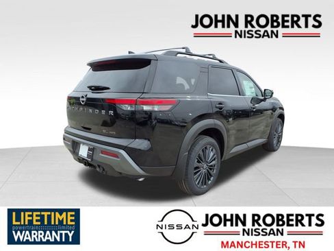 New 2026 Nissan Pathfinder SL image 17