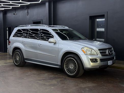 Used 2009 Mercedes-Benz GL 450 4MATIC image 11