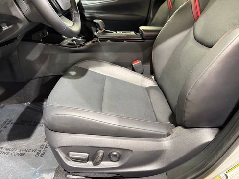 Used 2024 Toyota Prius Prime FWD image 15